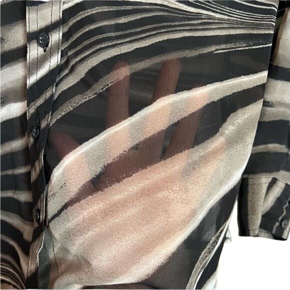 3 for $30! Laura petites patterned long sleeve blouse - Picture 8 of 10